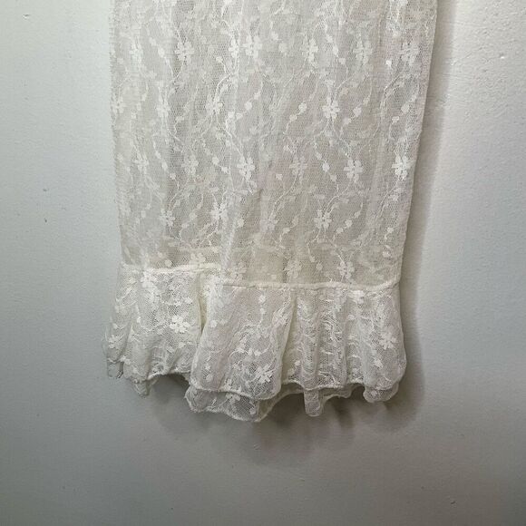 Bridal Lace Chemise - Picture 4 of 5